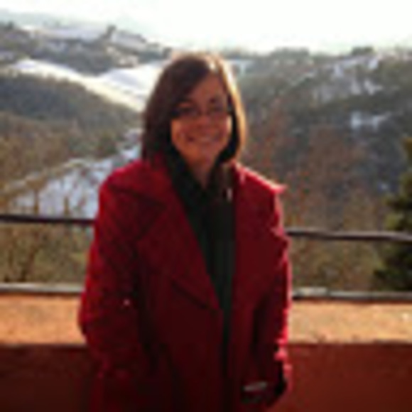 Meet your Posher, Julia - Picture 1 of 1